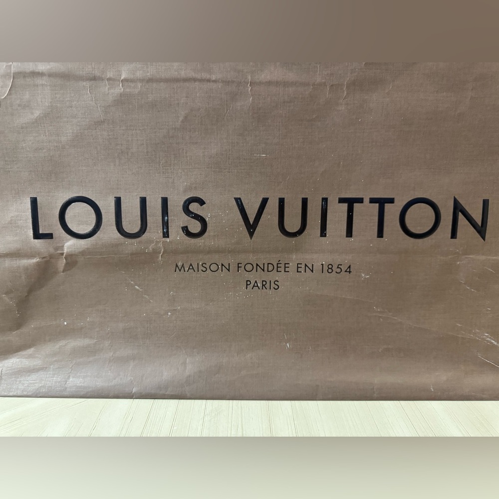 Authentic Louis Vuitton Extra Large Brown Shopping Bag with Rope Handles - Picture 8 of 9